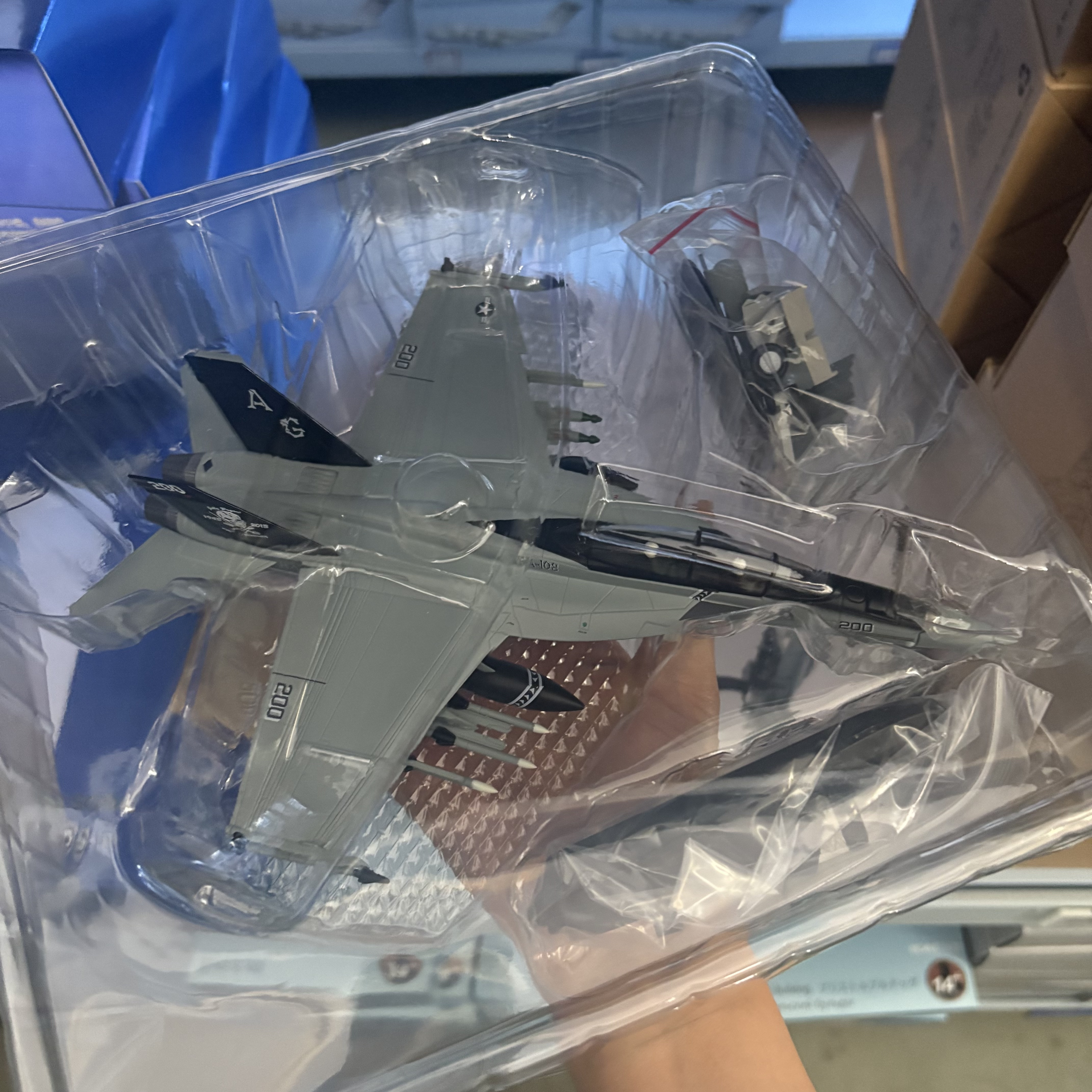 1/72 Scale U.S. F/A-18F Hornet - Model Kit Plane ulasan dan harga